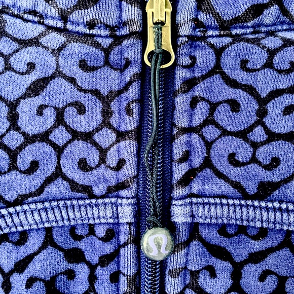 Scuba hoodie ( thick and warm) - Picture 3 of 4